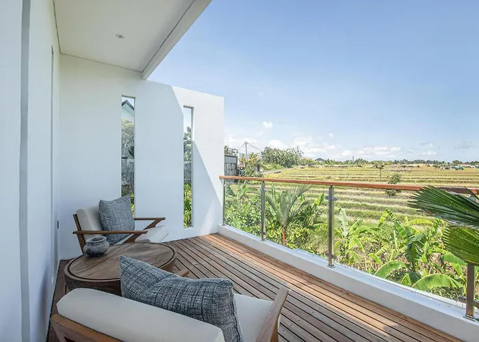 Modern 4Br Villa Canggu, Rice View, Ac